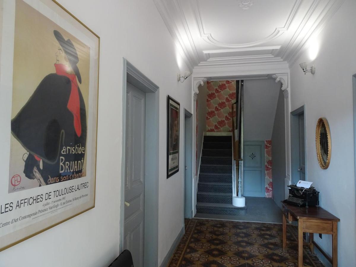 La Maison D Alys Cabannes 外观 照片